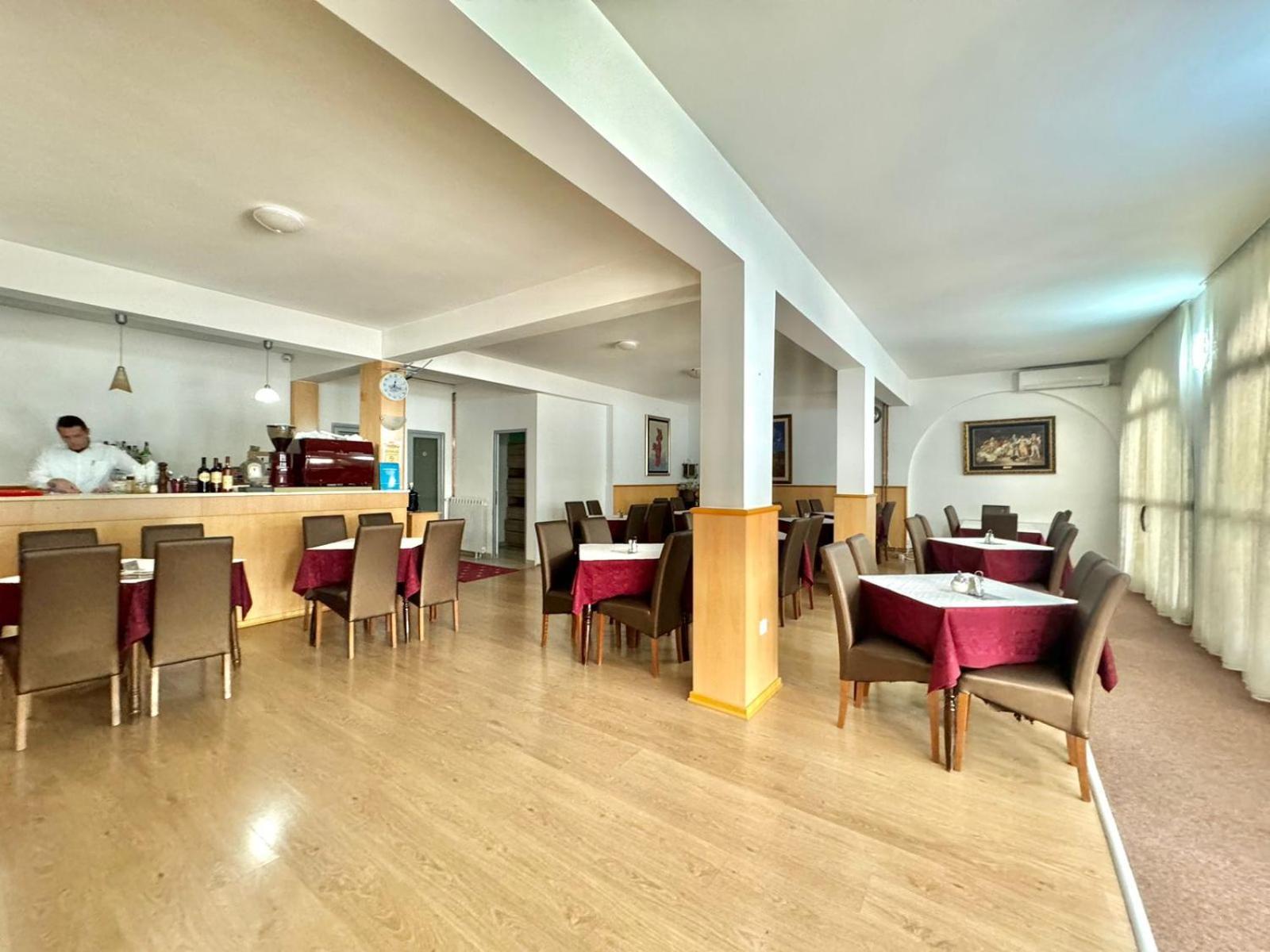 Hotel Grbalj 3*