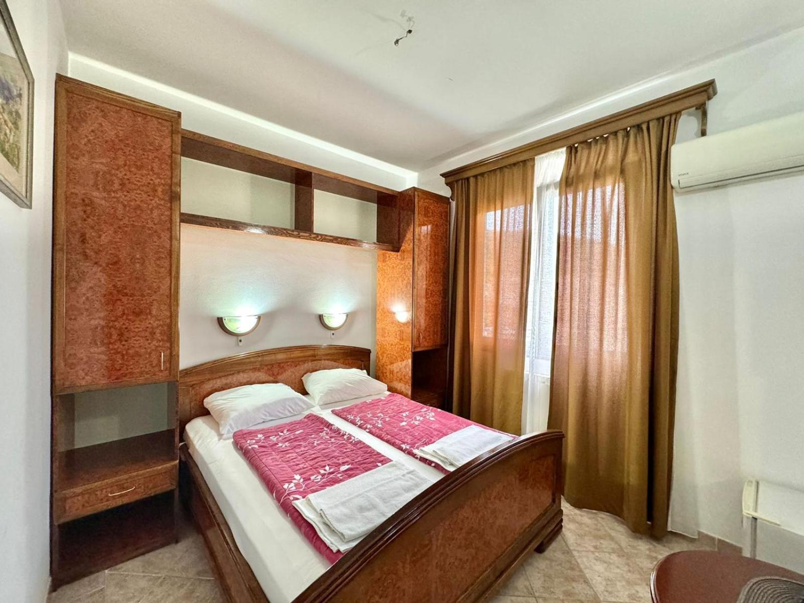 Hotel Grbalj Budva