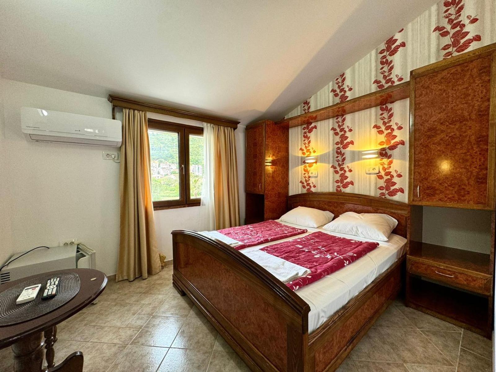 Hotel Grbalj Budva